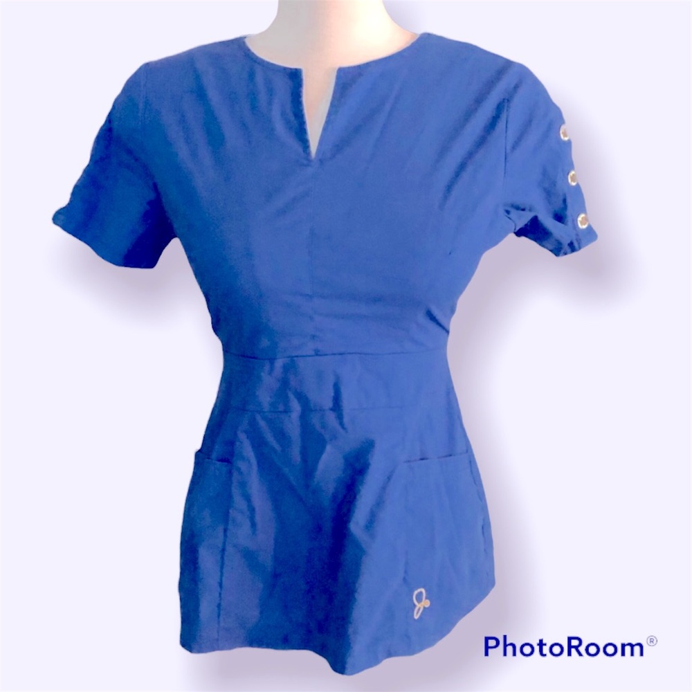 *JAANUU* scrub top